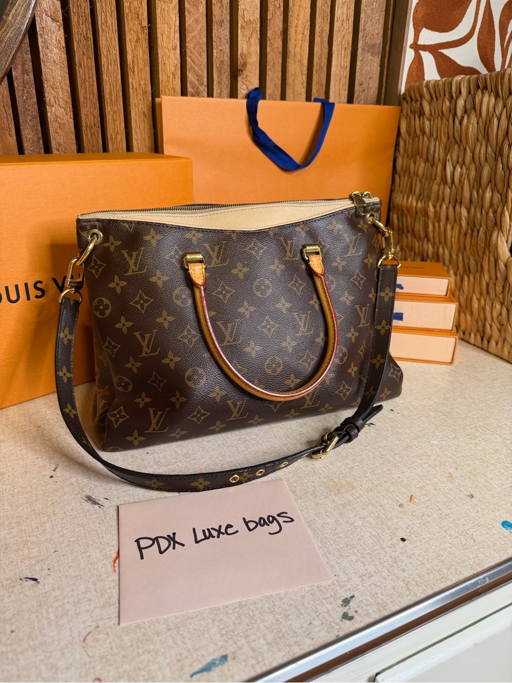 👜 Louis Vuitton Palace MM Monogram 👜 - Picture 3 of 14